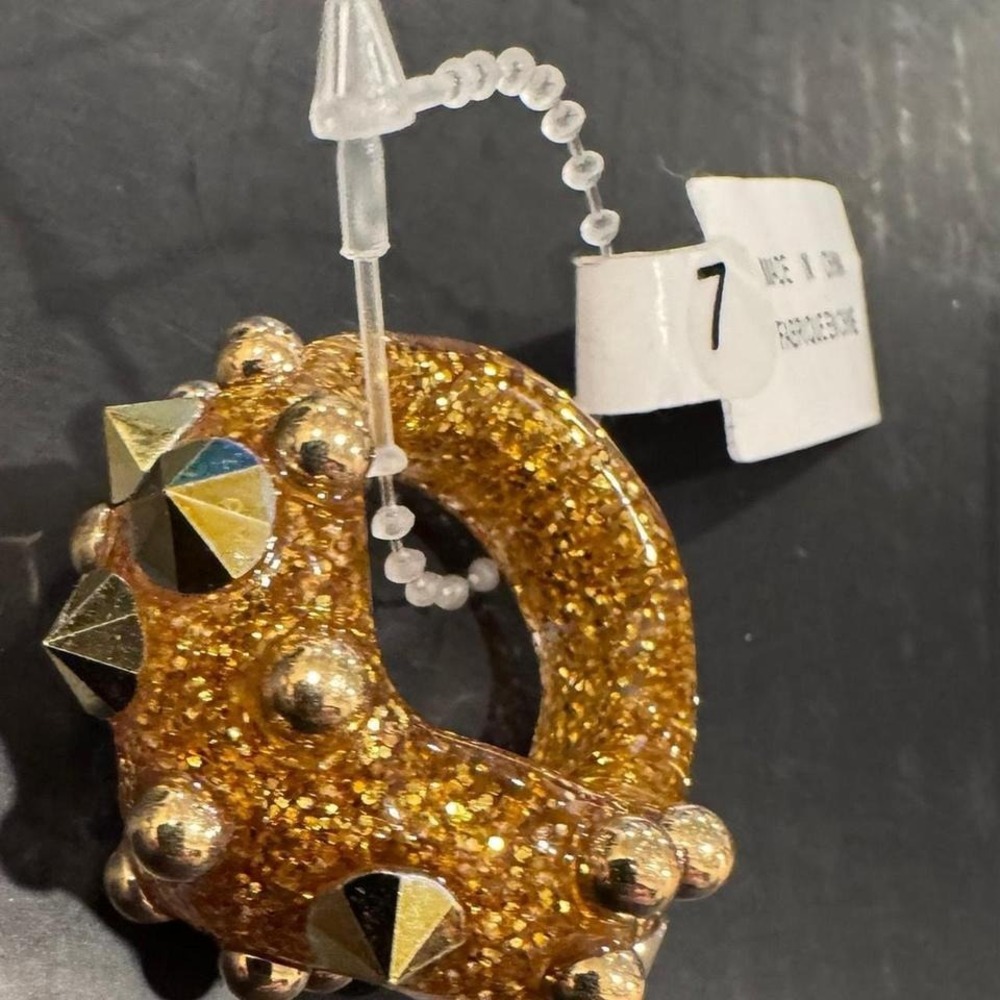 Urban outfitters gold costume ring